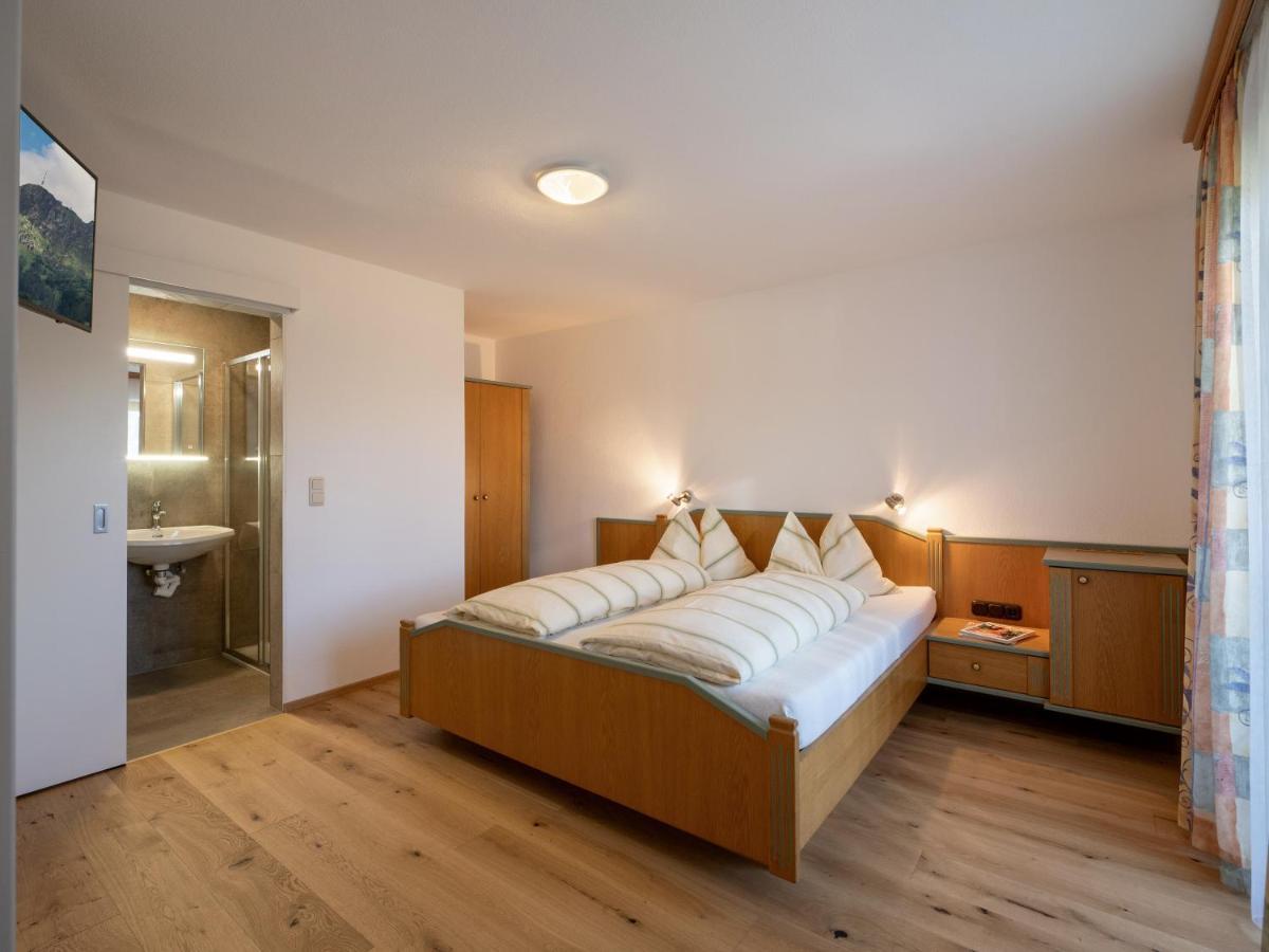 סנט יוהן אין טירול Apartment-Pension Schmiedererhof מראה חיצוני תמונה
