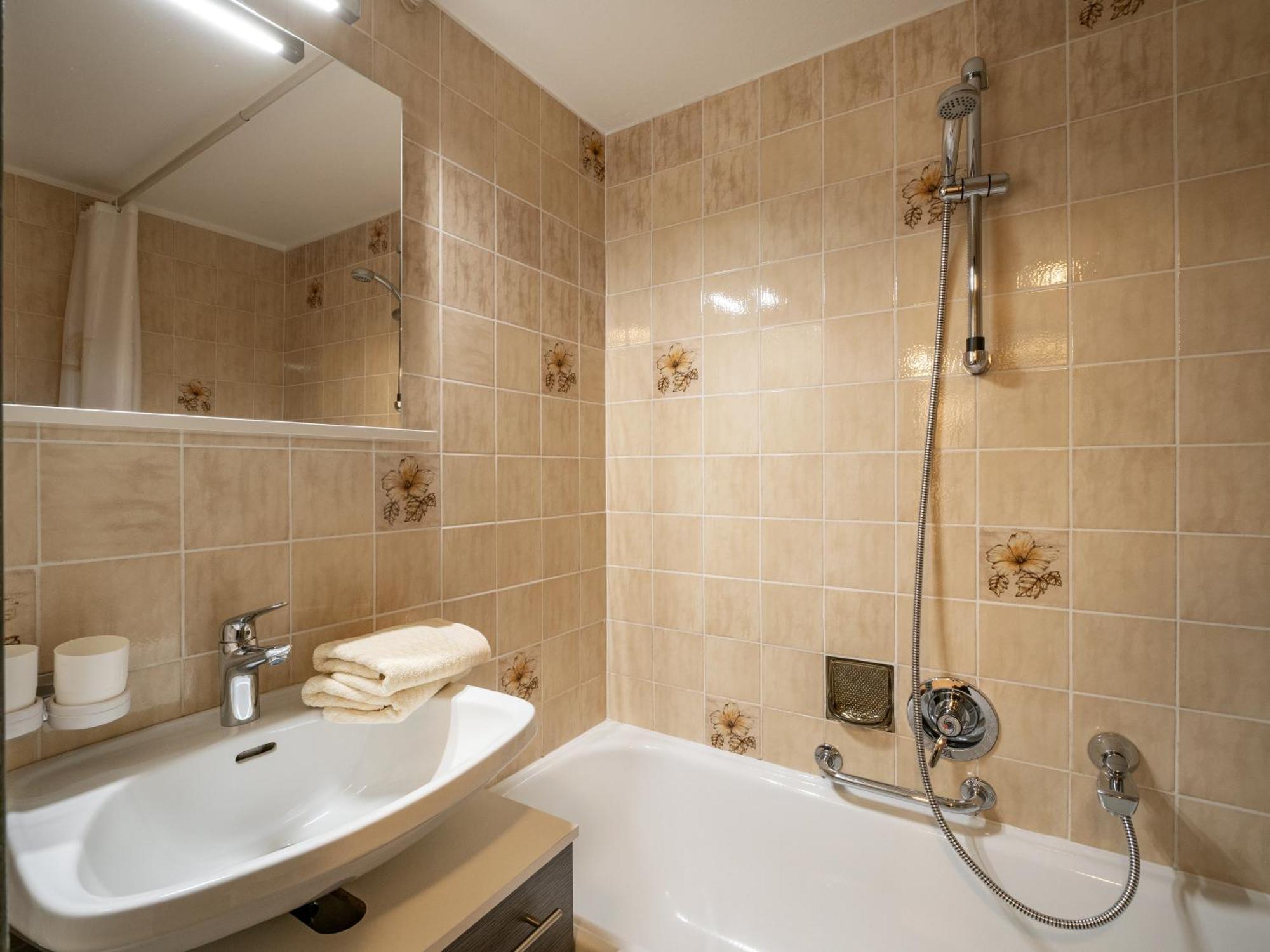 סנט יוהן אין טירול Apartment-Pension Schmiedererhof מראה חיצוני תמונה